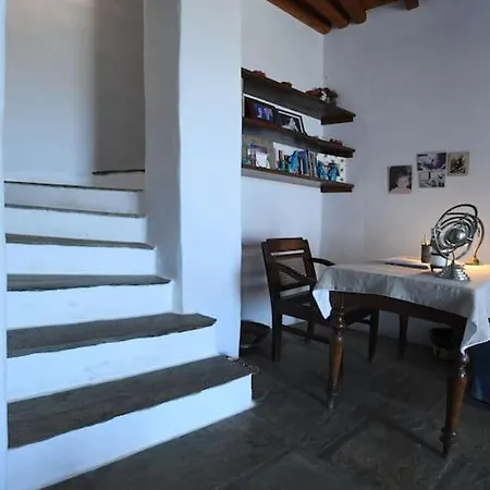Evilion Traditional House Triandáros