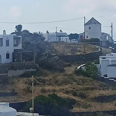 Evilion Traditional House וילה
