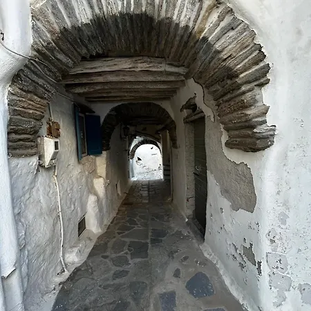 Evilion Traditional House Triandáros